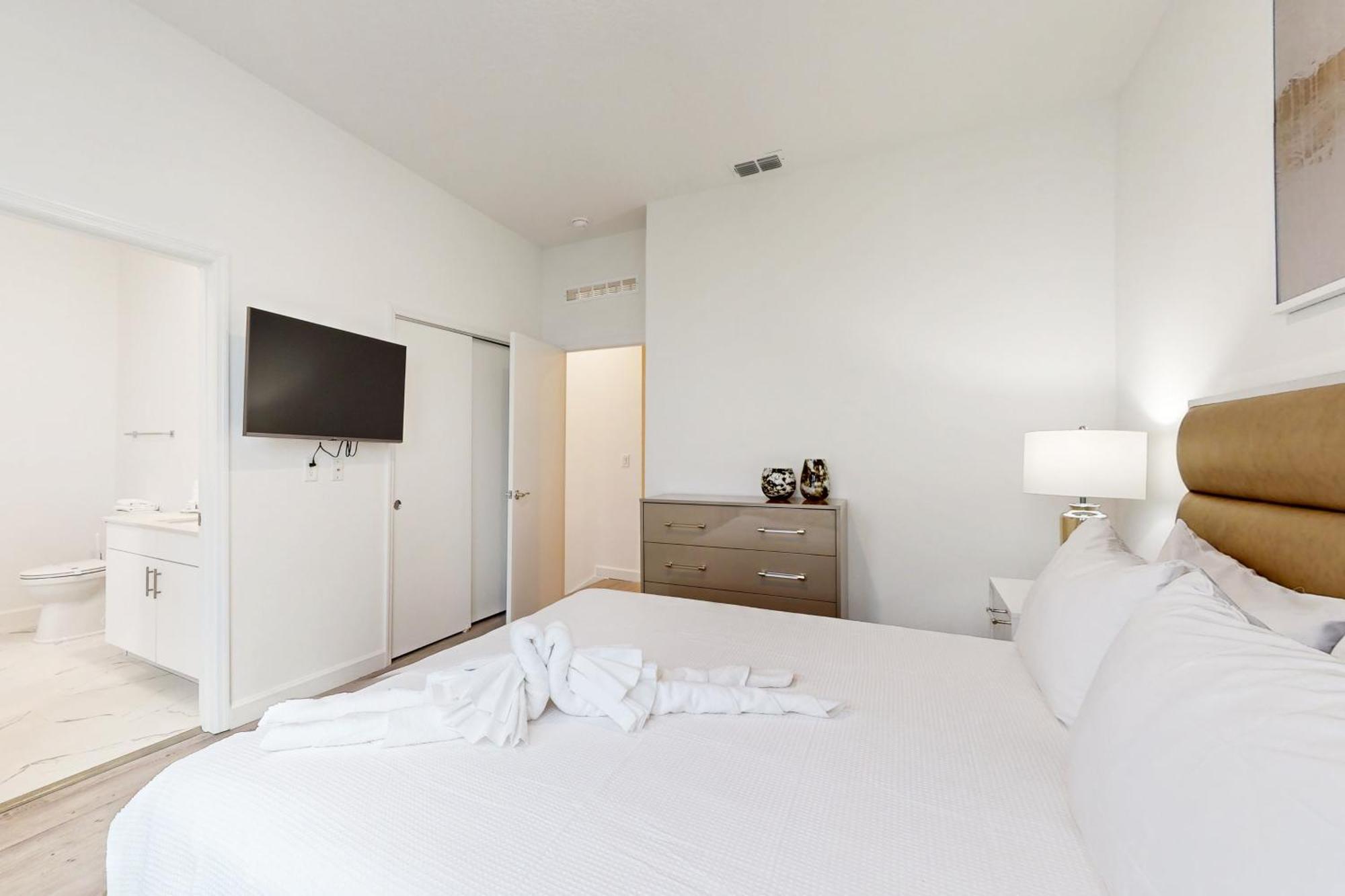 The Azur Resort Davenport Room photo